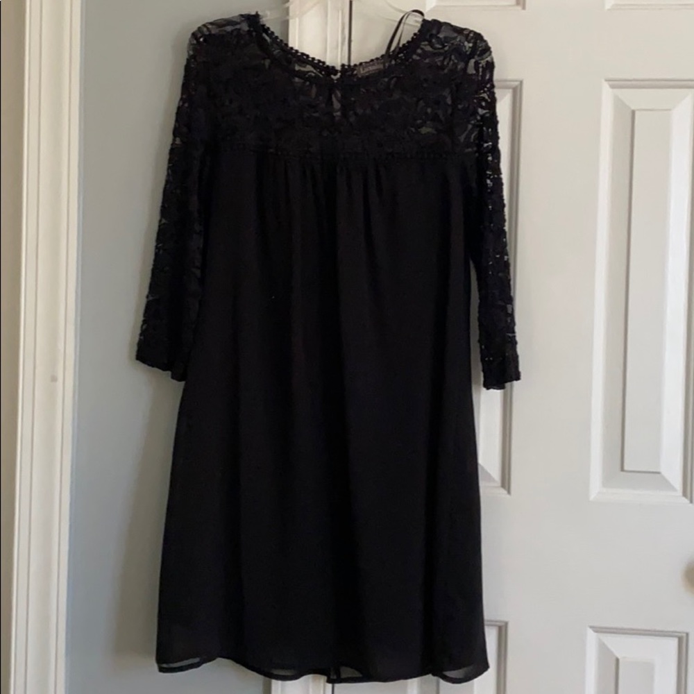 Black lace dress